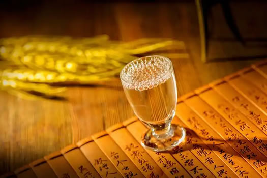 �׾�Ʒ������Ҫ��